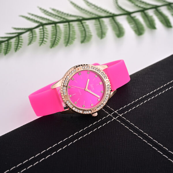 Reloj EZ8123 de Cuarzo para Mujer: Estilo y Funcionalidad - 图片 10